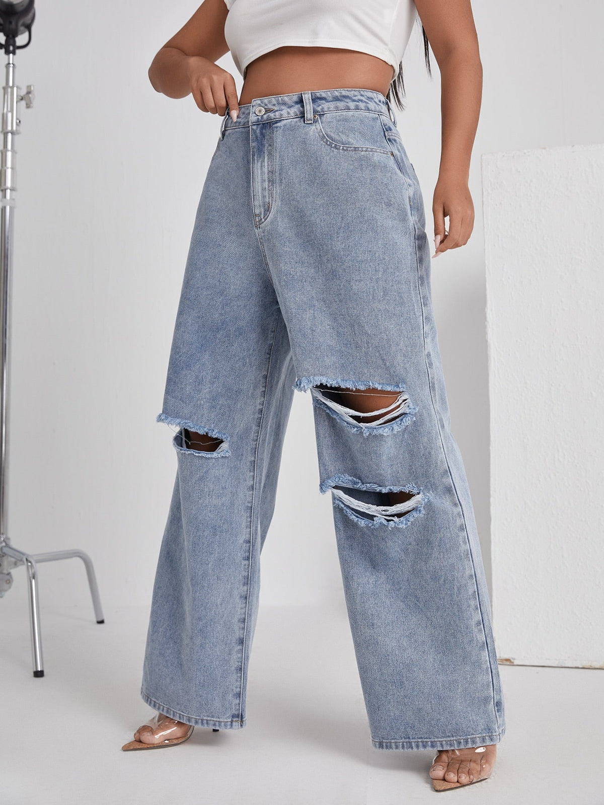 Plus Size High Waist Jeans mit weitem Bein und Rissen