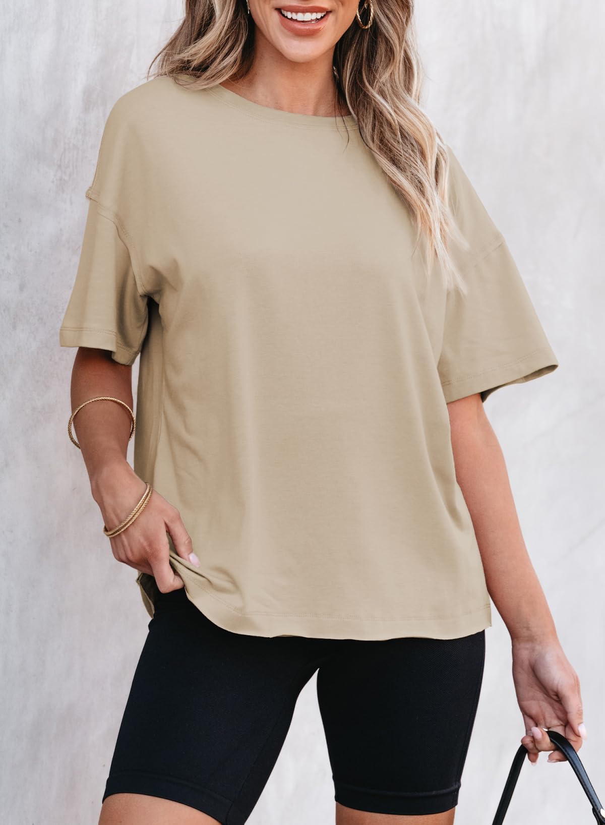 T-shirt uni à col rond et manches courtes pour femme (achetez-en 2, la livraison est offerte)