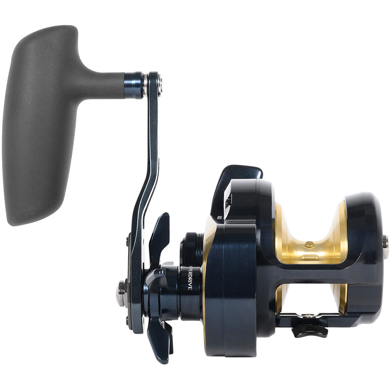 Saltiga 10 Conventional Jigging Reel